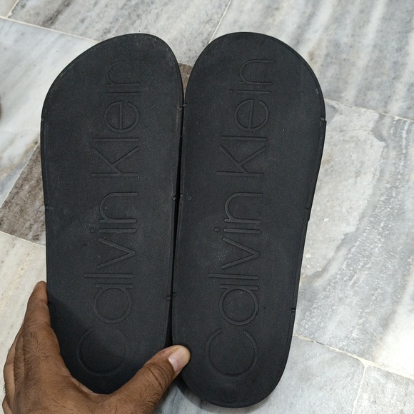 Calvin Klein Jeans - Picture 4 of 5